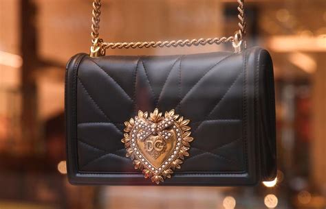 how to spot fake dolce and gabbana the one|is a dolce and gabbana purse real.